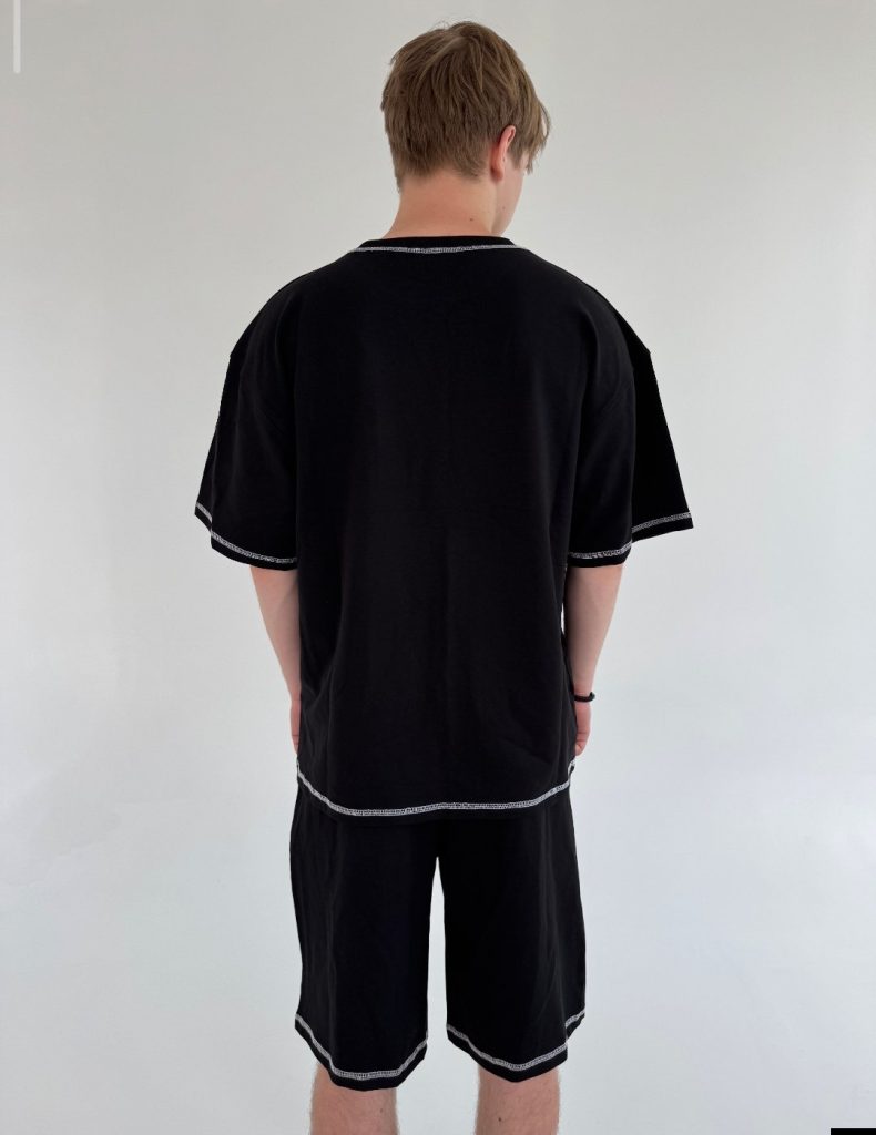 Футболка black